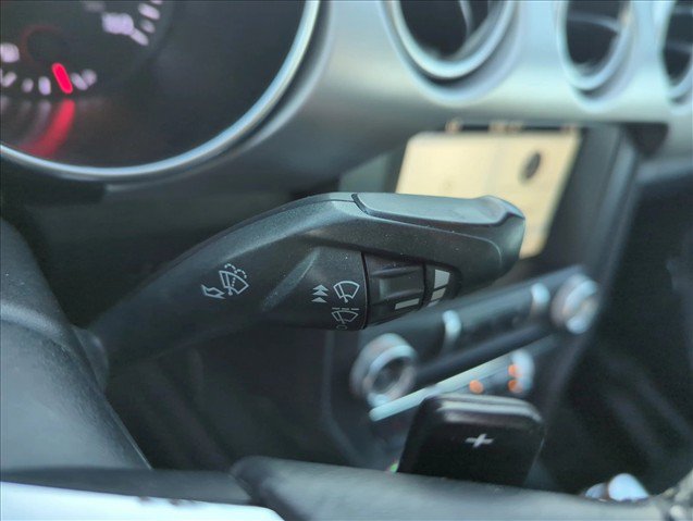 Used 2019 Ford Mustang Premium RWD image 17
