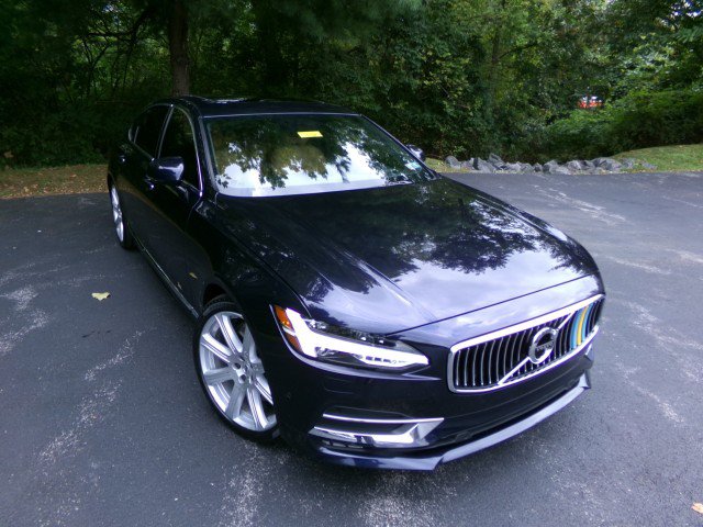 Used 2019 Volvo S90 T6 Inscription w/ Advanced Package AWD/4WD image 2