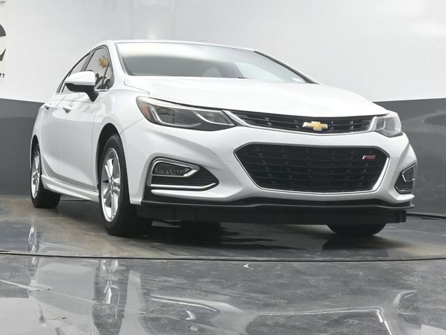 Used 2017 Chevrolet Cruze LT w/ Sun And Sound Package image 3