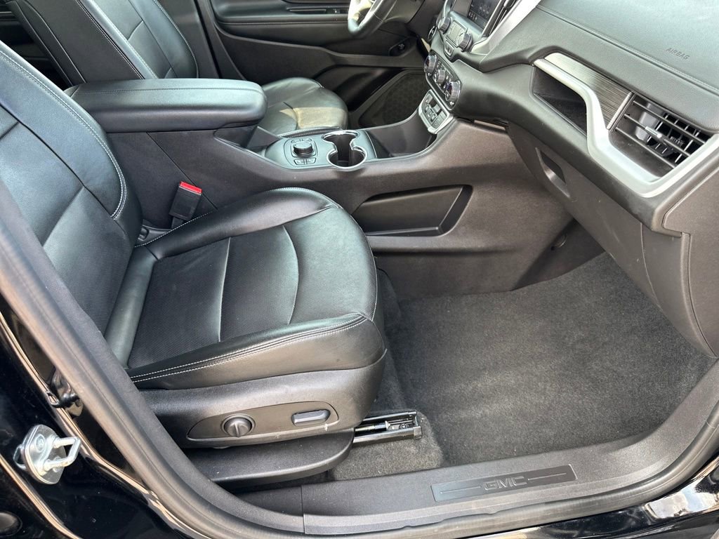 Used 2024 GMC Terrain SLT image 35