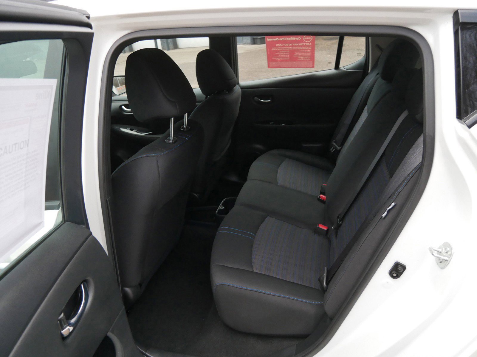 Used 2025 Nissan Leaf SV Plus image 11