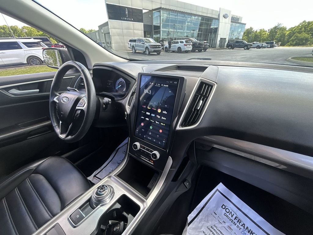 Used 2023 Ford Edge SEL AWD/4WD image 11