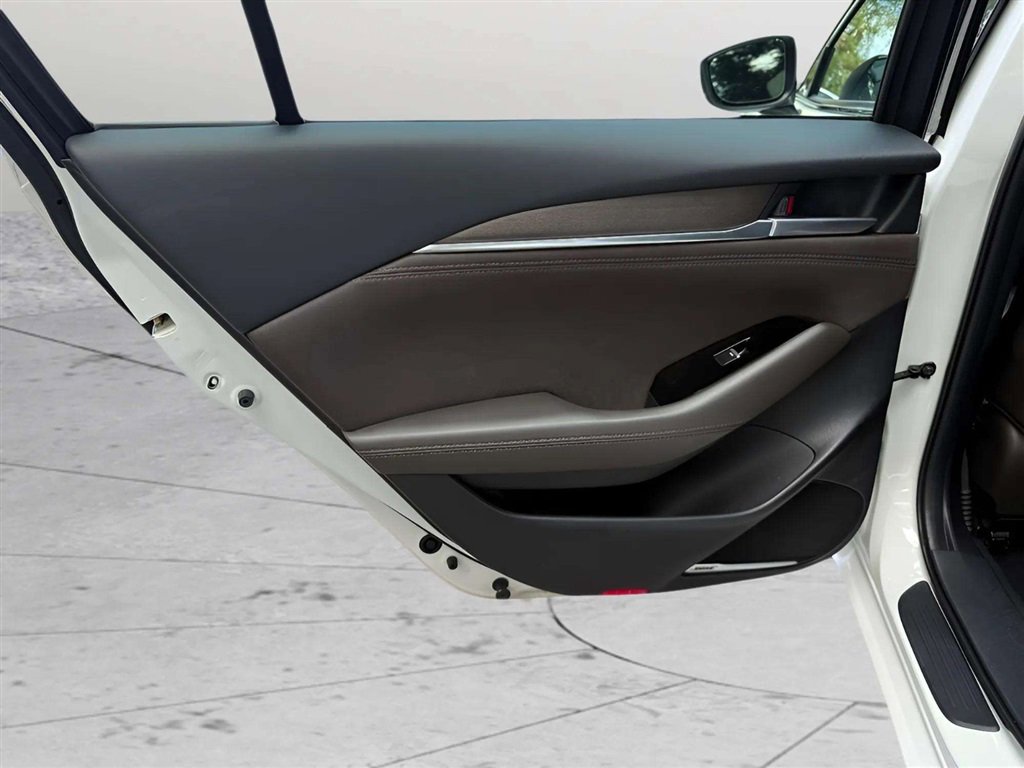 Used 2021 MAZDA MAZDA6 Signature FWD image 18