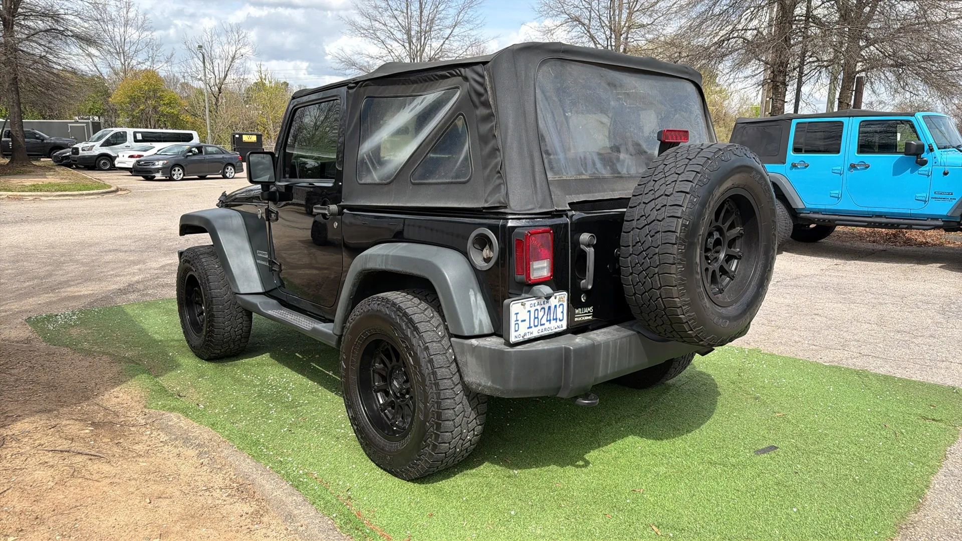Used 2015 Jeep Wrangler Sport image 8
