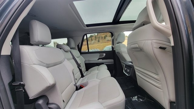 Used 2025 Ford Expedition Max Platinum image 63