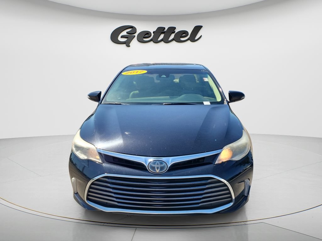 Used 2017 Toyota Avalon XLE Plus w/ Carpet Mat Package FWD image 2