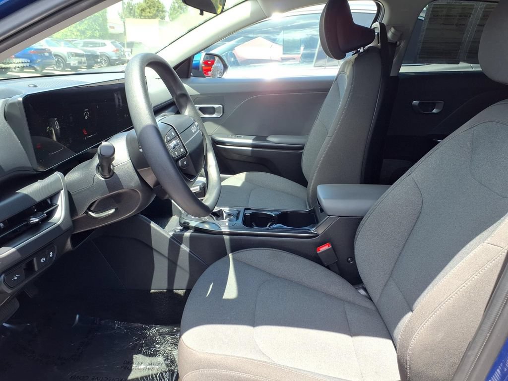 Certified 2025 Kia K4 FWD image 21