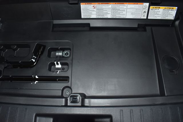 Used 2023 Toyota Highlander XLE image 40