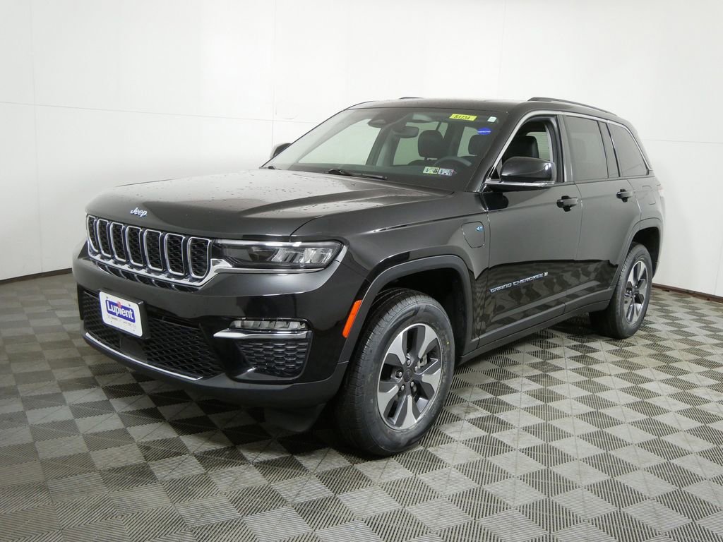 Used 2022 Jeep Grand Cherokee Limited 4xe image 7