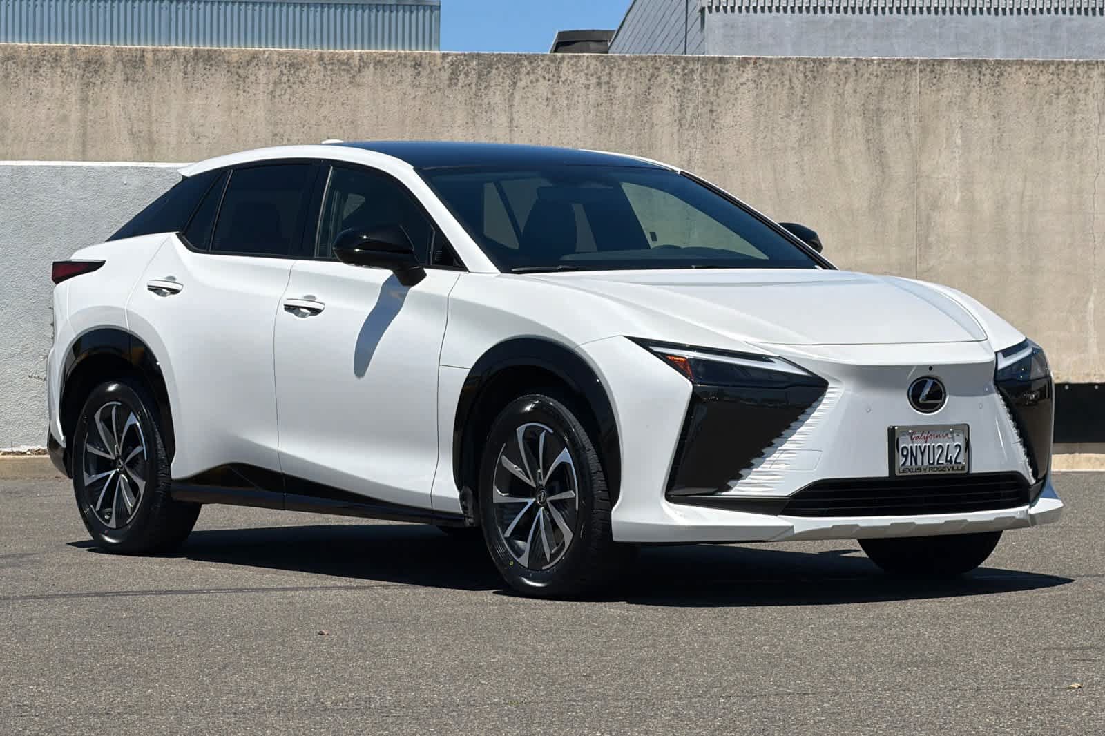Certified 2024 Lexus RZ 300e Premium w/ Accessory Package (Z1) FWD image 5