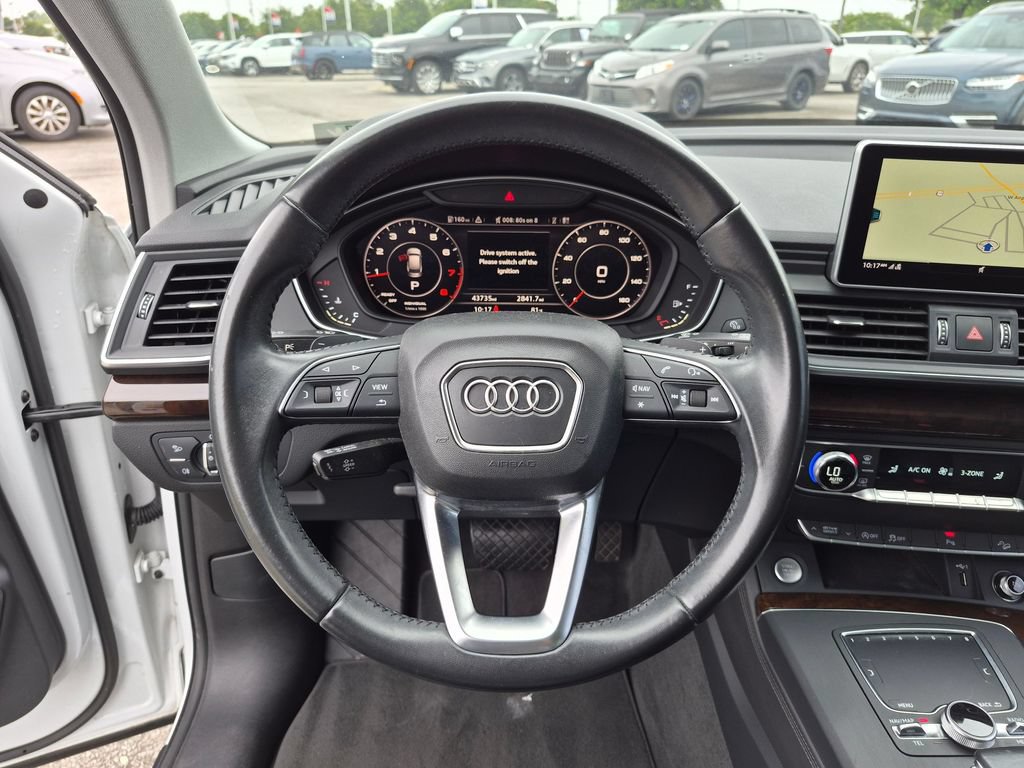 Used 2019 Audi Q5 2.0T Premium Plus w/ Premium Plus Package AWD/4WD image 11