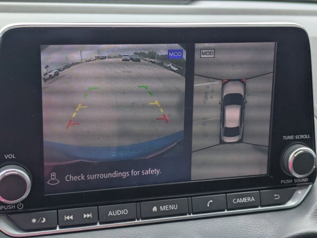 Used 2021 Nissan Sentra SR w/ SR Premium Package image 10