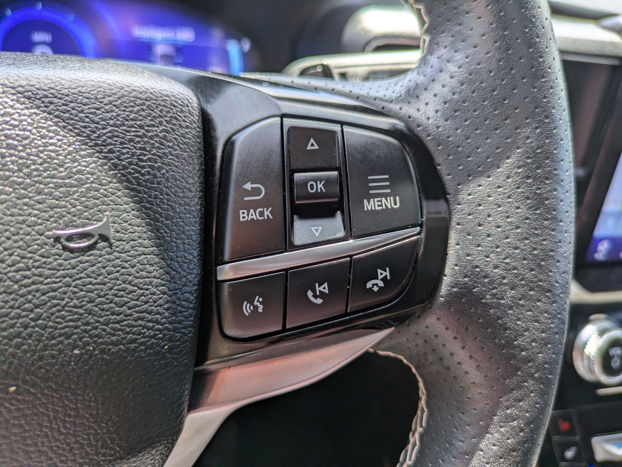 Used 2023 Ford Explorer ST w/ Equipment Group 401A AWD/4WD image 21