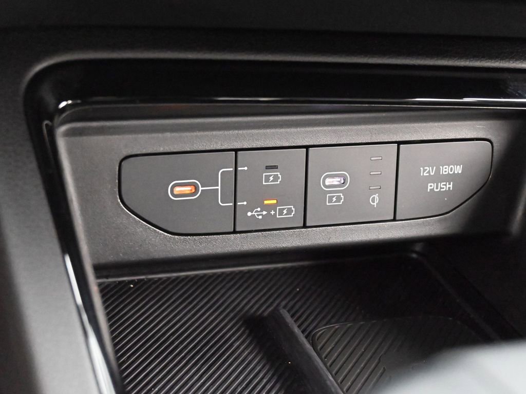 Used 2025 Kia K5 GT-Line image 23