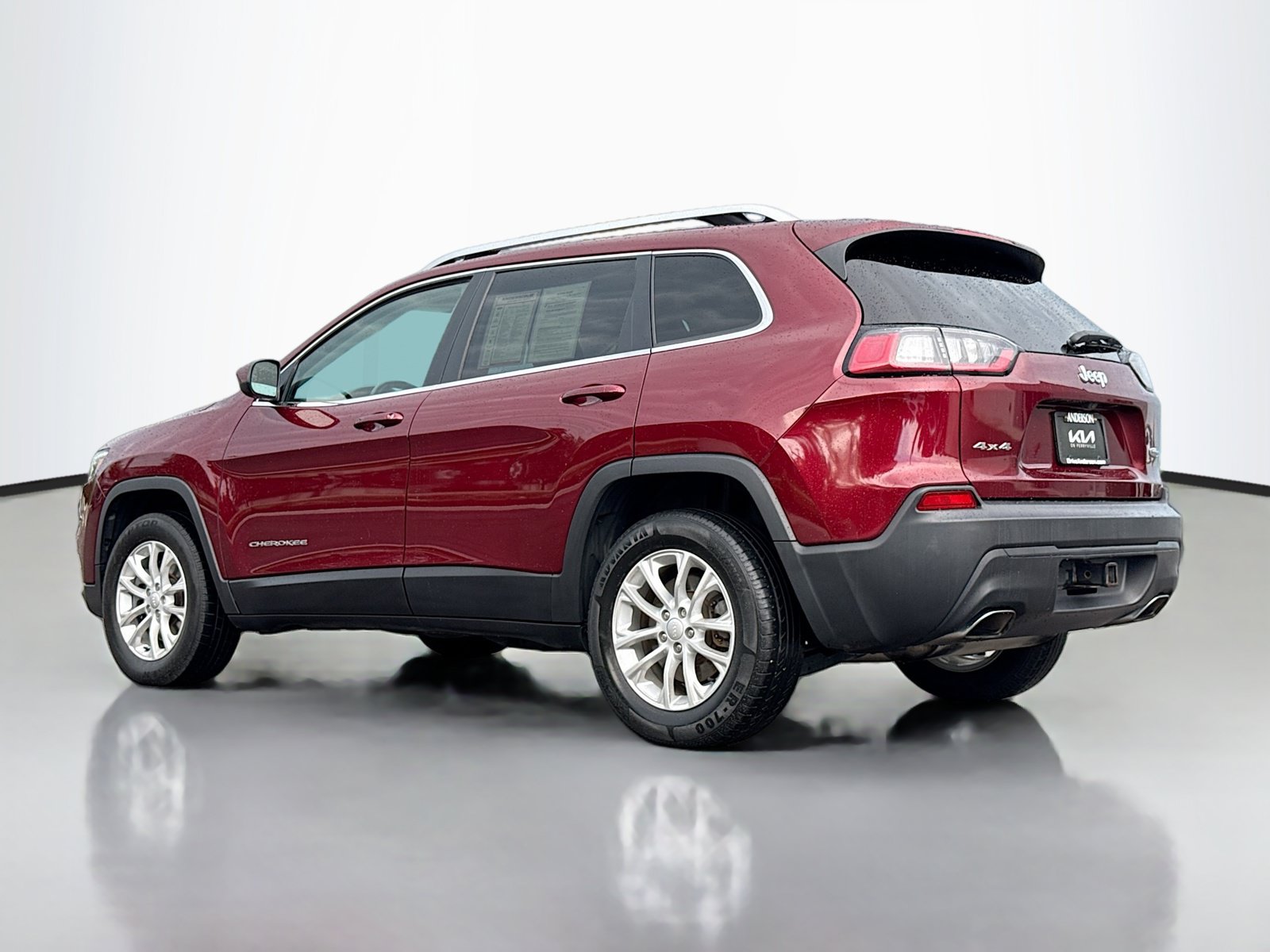 Used 2019 Jeep Cherokee Latitude w/ Cold Weather Group AWD/4WD image 13