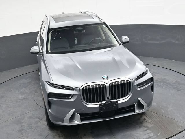 Used 2024 BMW X7 xDrive40i AWD/4WD image 31