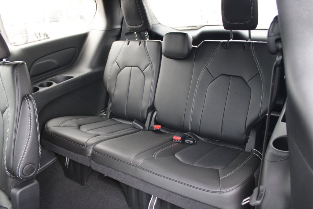 New 2026 Chrysler Pacifica Select image 27