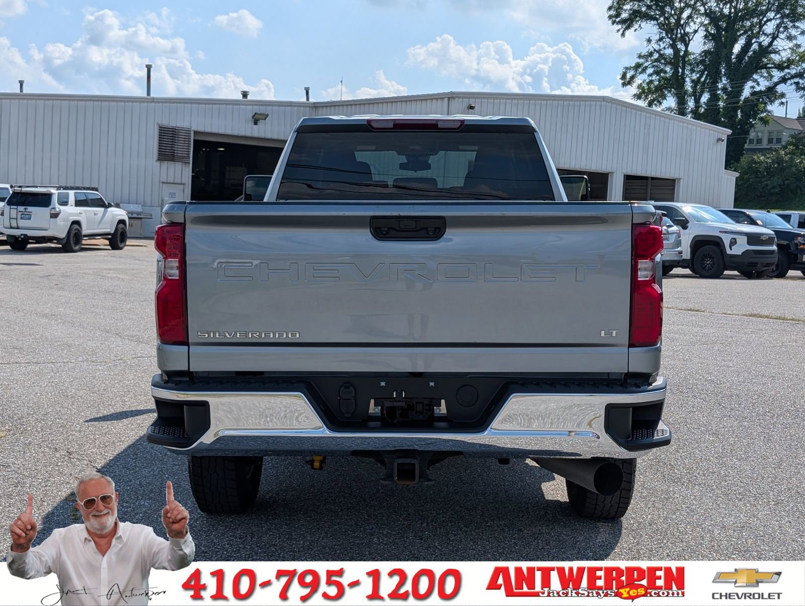 Used 2024 Chevrolet Silverado 2500 LT image 4
