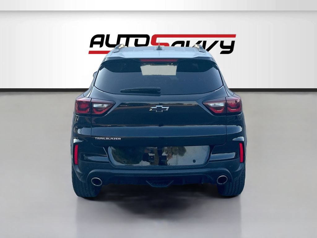 Used 2025 Chevrolet TrailBlazer ACTIV w/ Convenience Package FWD image 6