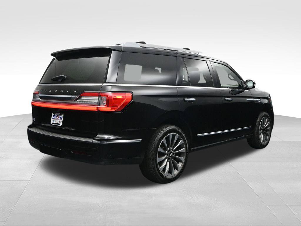 Used 2018 Lincoln Navigator Select w/ Technology Package AWD/4WD image 5