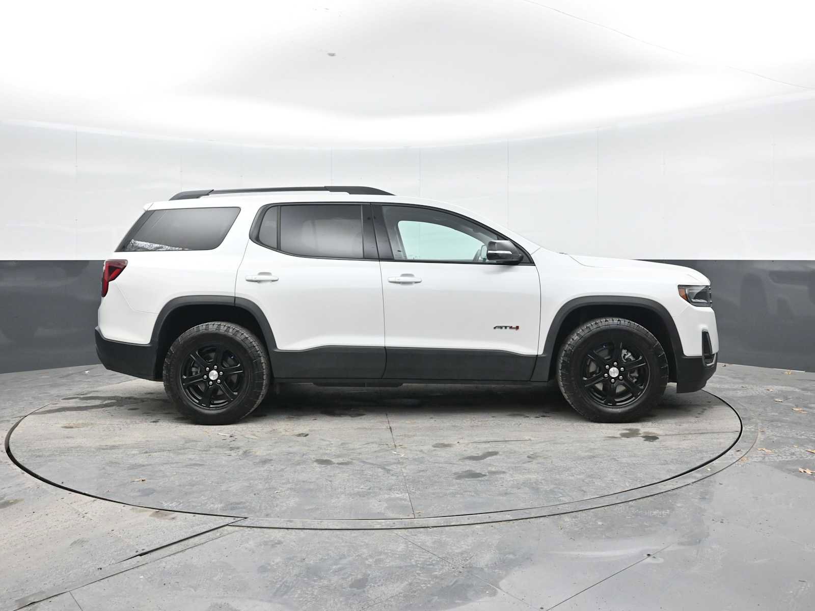 Used 2021 GMC Acadia AT4 image 7