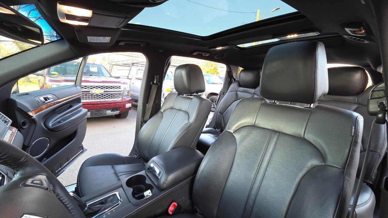 Used 2019 Lincoln MKT AWD image 27