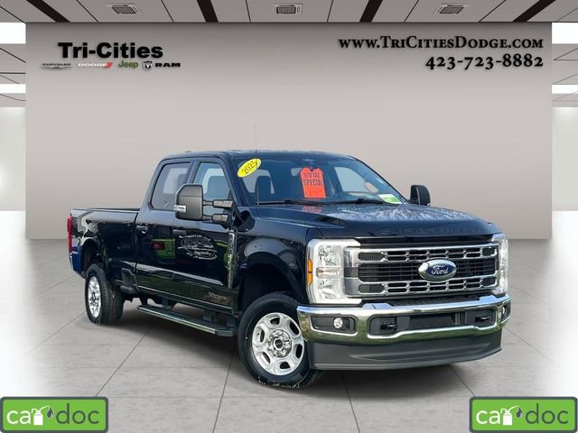 Used 2025 Ford F250 XLT image 1