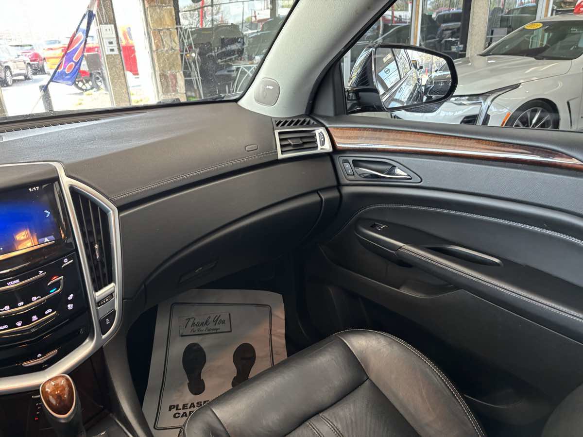 Used 2015 Cadillac SRX Premium w/ LPO, Protection Package FWD image 36