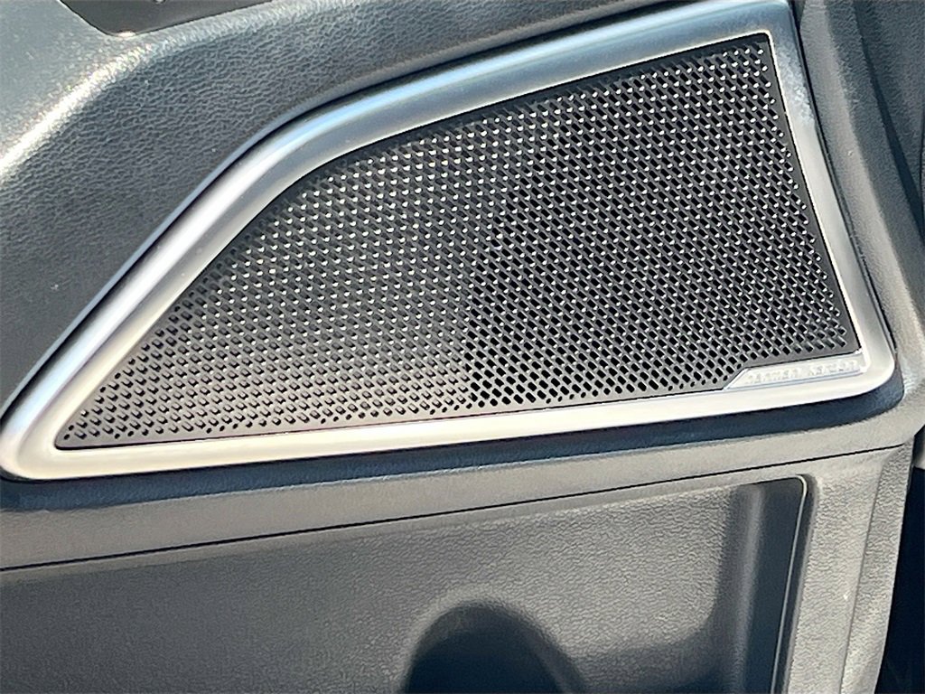 Used 2024 Kia Telluride SX w/ Towing Package image 19