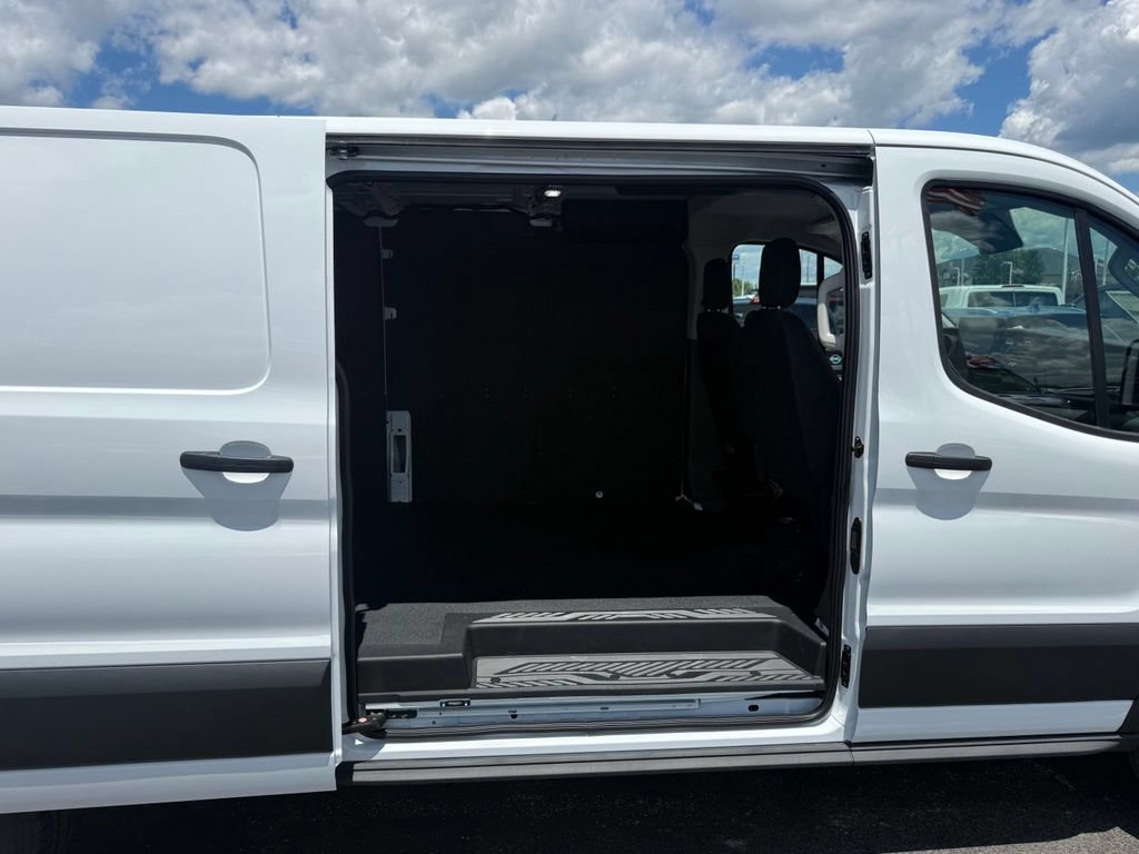 New 2026 Ford Transit 250 Low Roof w/ Load Area Protection Package RWD image 48