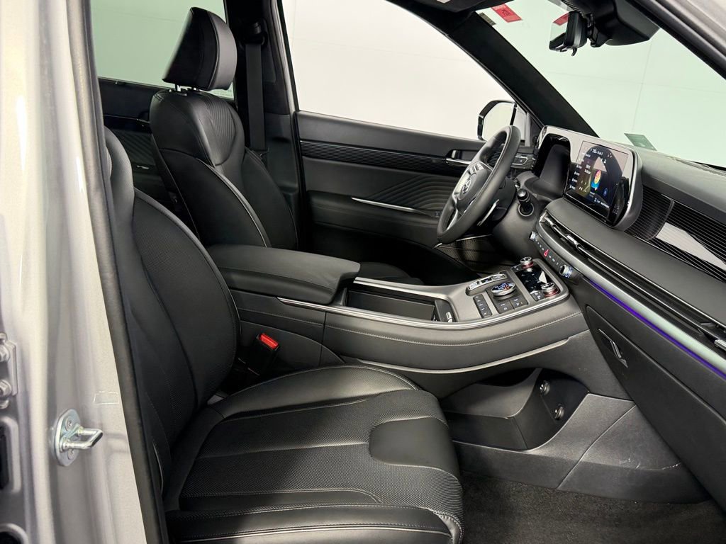 Used 2025 Hyundai Palisade Calligraphy image 29