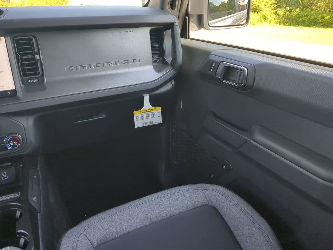 New 2025 Ford Bronco 4-Door AWD/4WD image 15