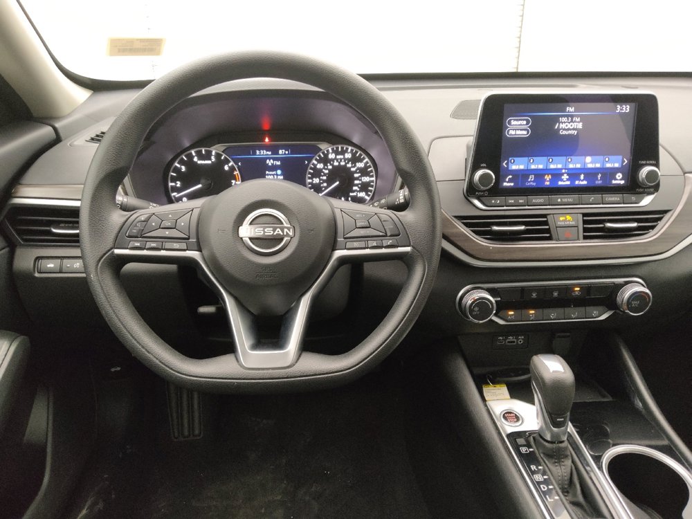 Used 2024 Nissan Altima 2.5 SV image 22