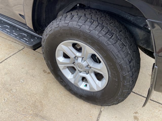 Used 2022 Toyota 4Runner SR5 Premium image 29