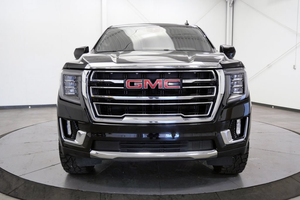 Used 2023 GMC Yukon XL SLT AWD/4WD image 2