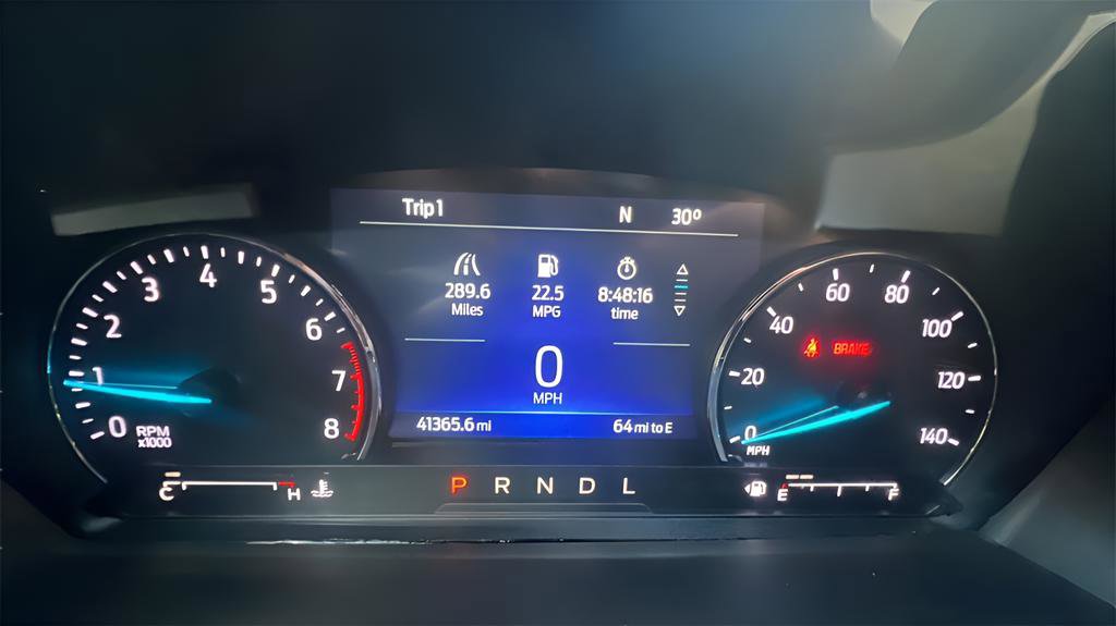 Used 2022 Ford Explorer XLT image 18