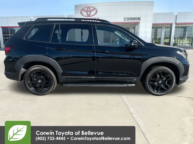Used 2024 Honda Passport Black Edition image 9