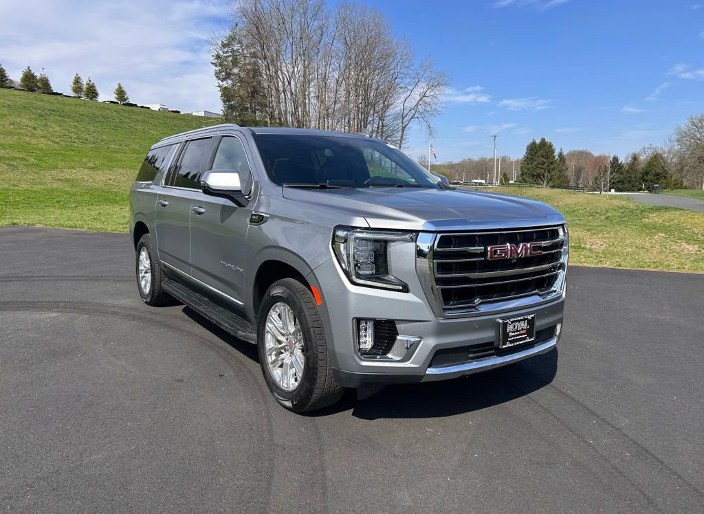 Certified 2024 GMC Yukon XL SLT w/ SLT Premium Package AWD/4WD image 1