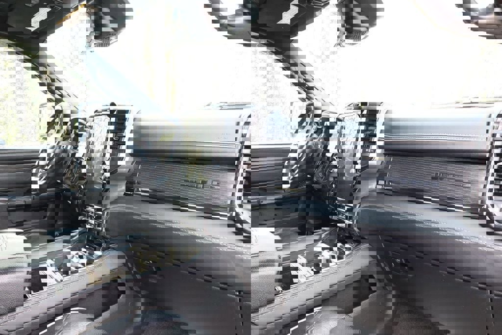 Used 2024 RAM 3500 Limited w/ Night Edition image 22