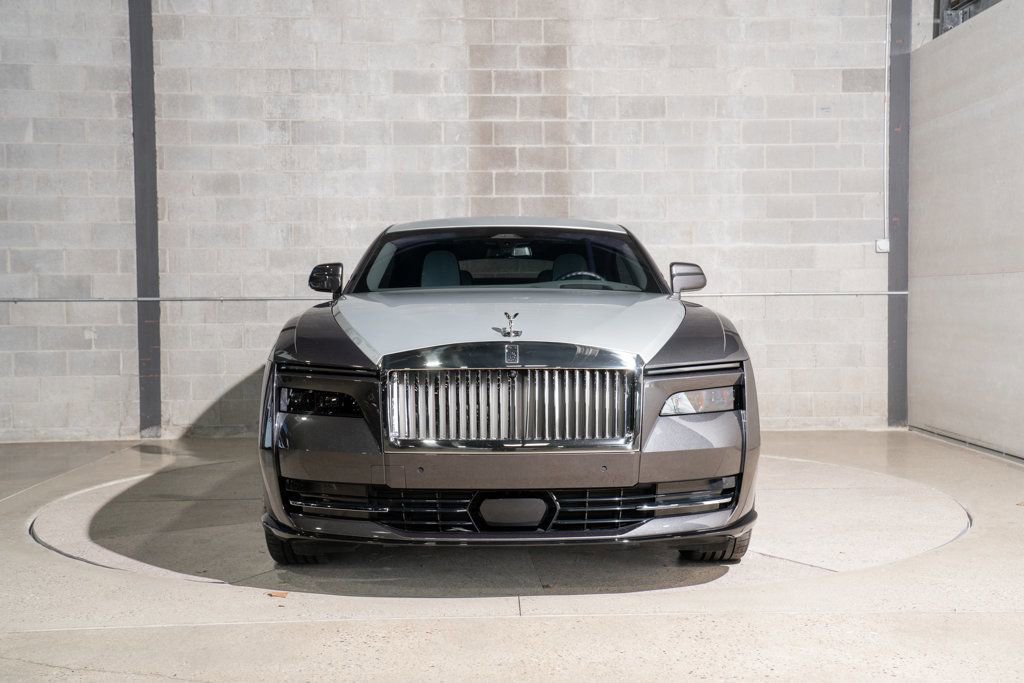 Used 2024 Rolls-Royce Spectre w/ Spectre Launch Package AWD/4WD image 8