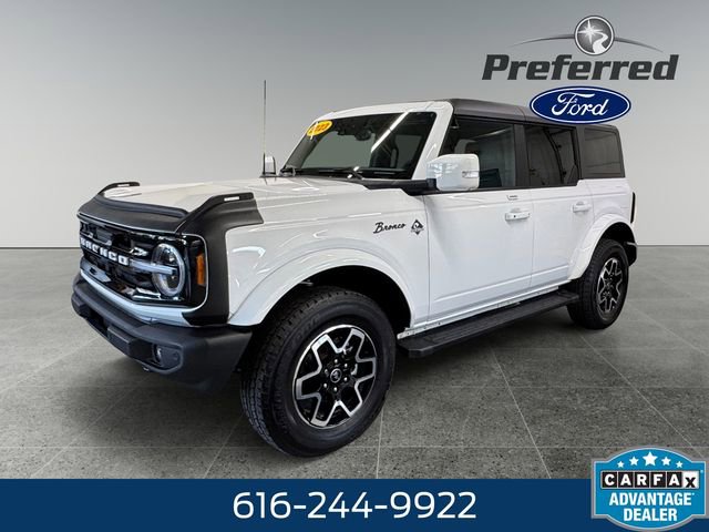 Used 2023 Ford Bronco Outer Banks image 10