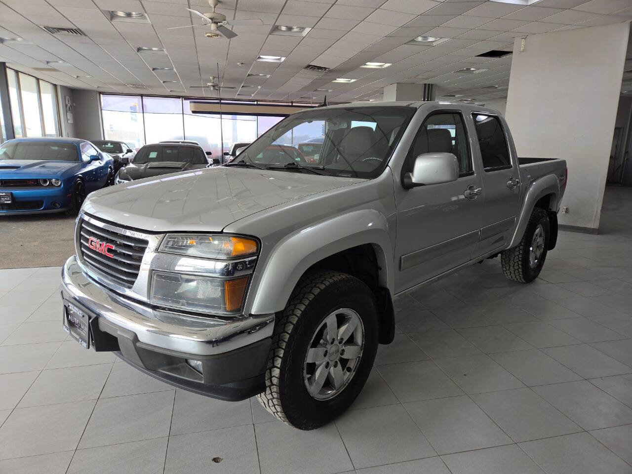 Used 2012 GMC Canyon SLE AWD/4WD image 3