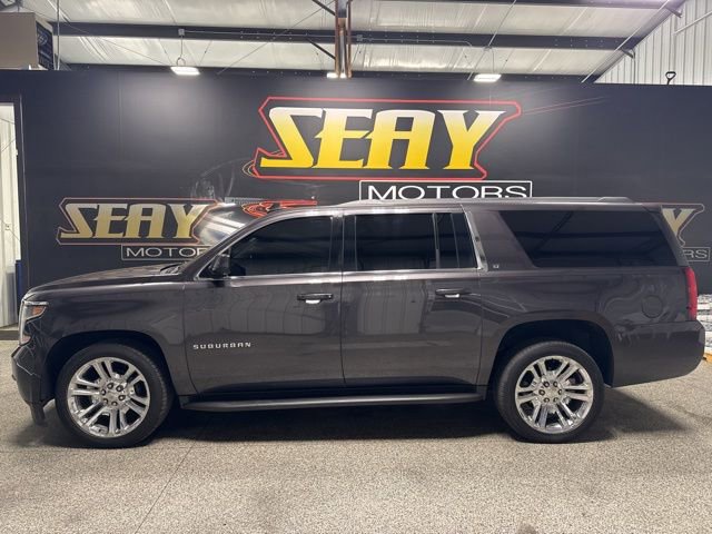 Used 2017 Chevrolet Suburban LT AWD/4WD image 3