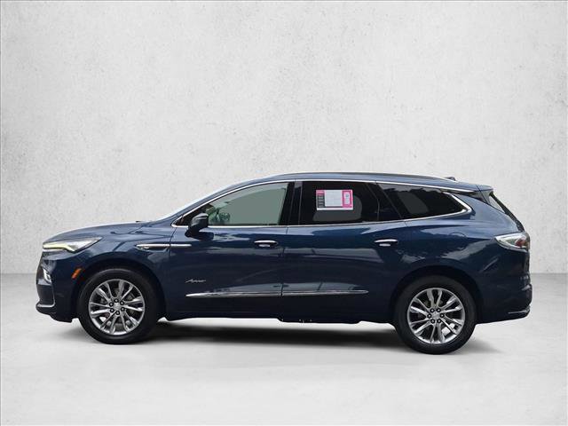 Used 2022 Buick Enclave Avenir w/ Avenir Technology Package FWD image 9