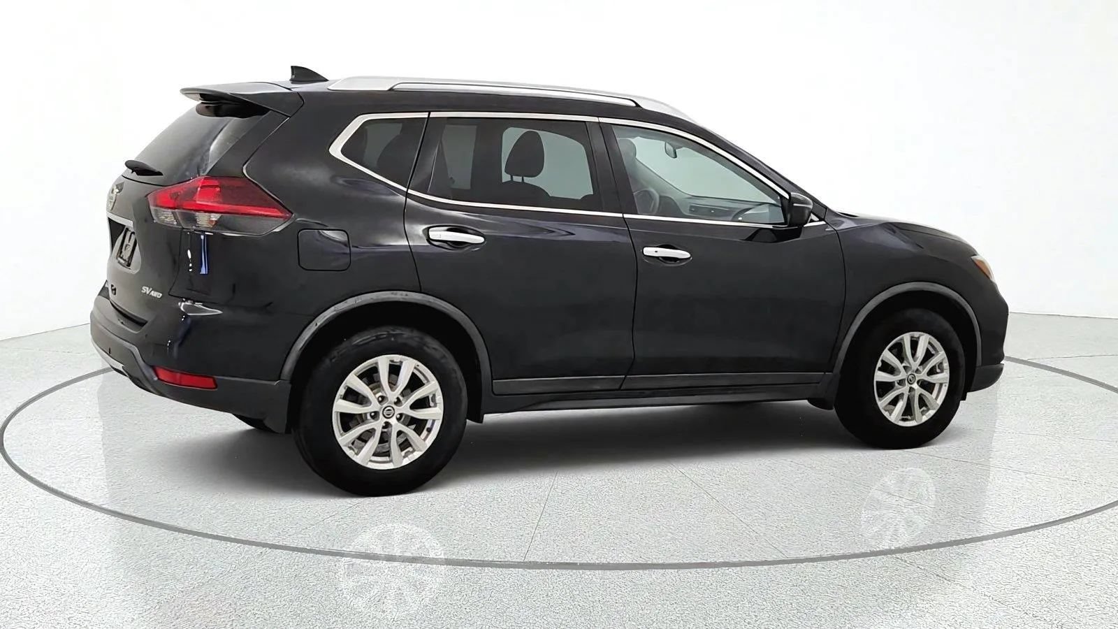 Used 2020 Nissan Rogue SV AWD/4WD image 9