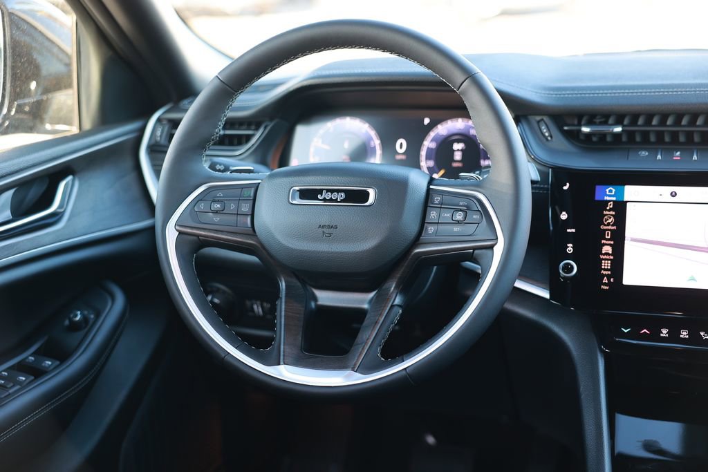 New 2026 Jeep Grand Cherokee Altitude RWD image 23