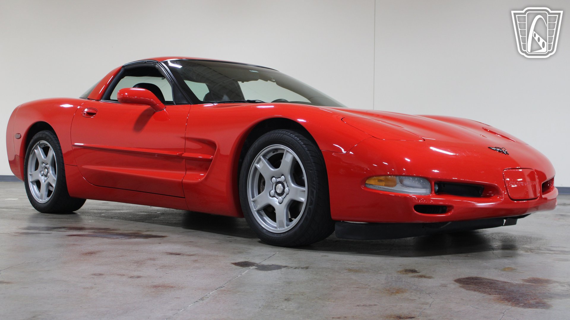 Used 1998 Chevrolet Corvette Coupe w/ Roof Pkg RWD image 2