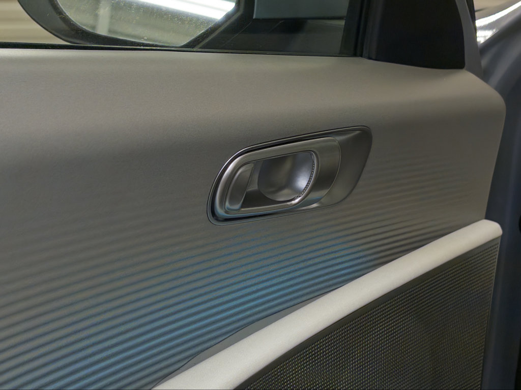 Used 2025 Hyundai Ioniq 6 SEL RWD image 8