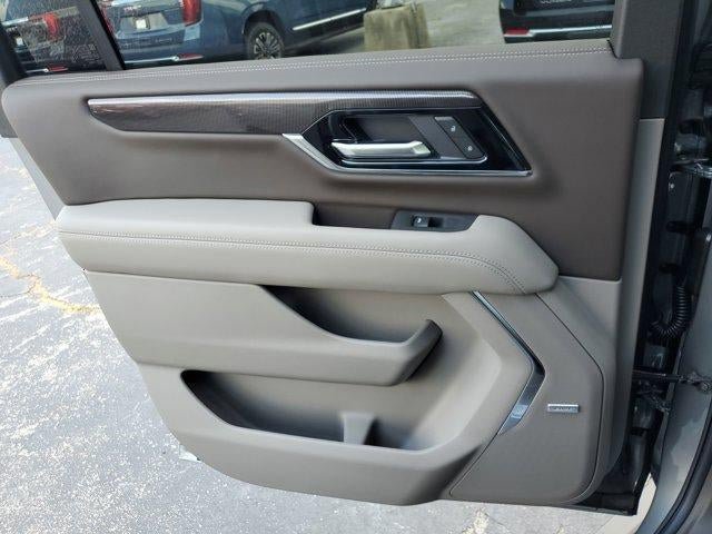 New 2026 GMC Yukon XL Elevation w/ Elevation Premium Package AWD/4WD image 12