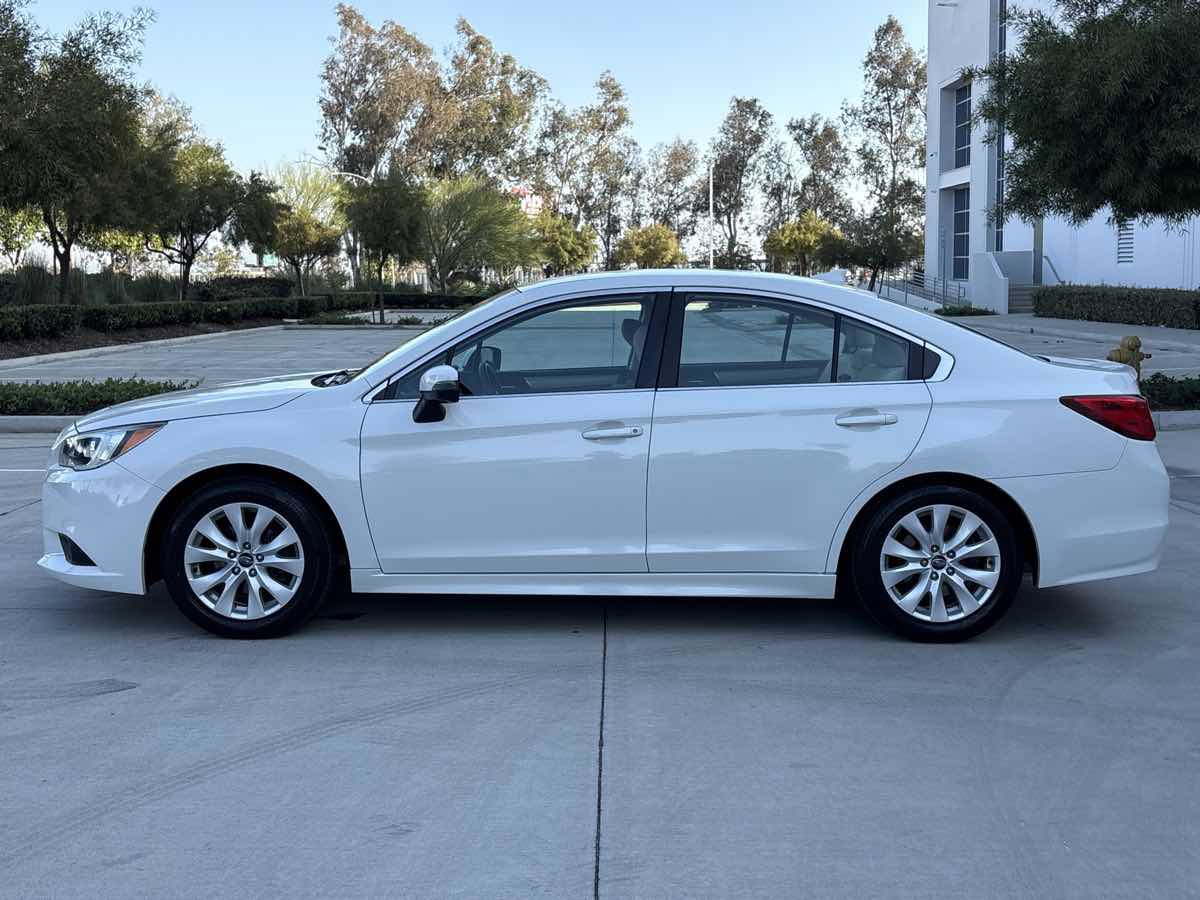 Used 2017 Subaru Legacy 2.5i Premium AWD/4WD image 6